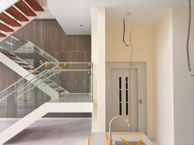 Bedok Avenue Semi-Detached House For Sale at S$ 7,500,000 | PropertyGuru Singapore - Interior