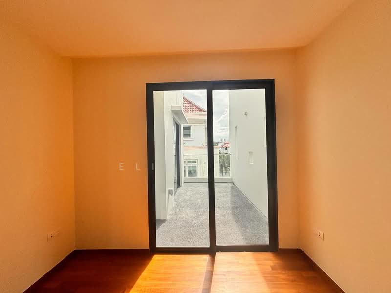 Bedok Avenue Semi-Detached House For Sale at S$ 7,500,000 | PropertyGuru Singapore - Interior