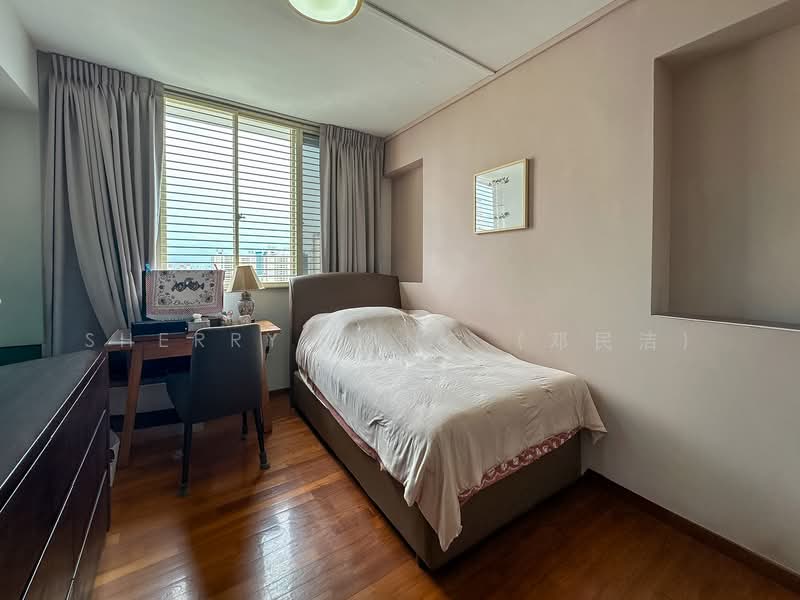 81 Lorong 4 Toa Payoh HDB Flat For Sale at S$ 1,299,999 | PropertyGuru Singapore - Bedroom