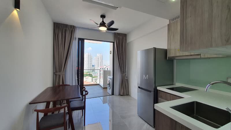 Uptown @ Farrer, 2  Perumal Road Singapore, 2 Bedrooms, 538 sqft, Condominium For Rent, by Luke Lim, 500081763 - Kitchen - PropertyGuru.com.sg