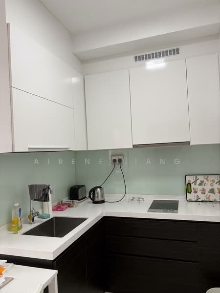 Eon Shenton, 70 Shenton Way, 2 Bedrooms, 1,045 sqft, Condominium For Rent, by Airene Liang, 500081766 - PropertyGuru.com.sg
