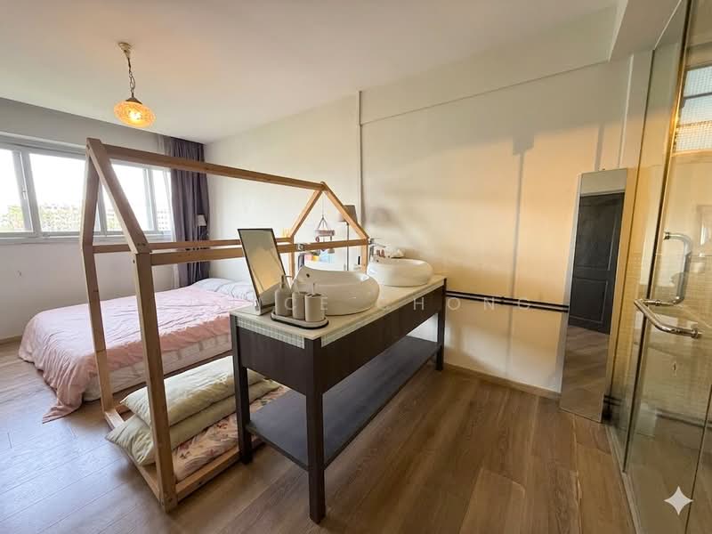 431 Ang Mo Kio Avenue 10 HDB Flat For Sale at S$ 799,000 | PropertyGuru Singapore - Bedroom