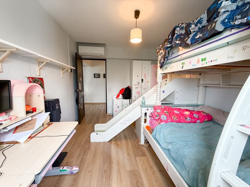 431 Ang Mo Kio Avenue 10 HDB Flat For Sale at S$ 799,000 | PropertyGuru Singapore - Bedroom