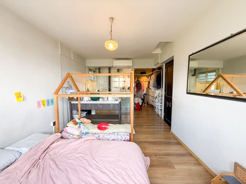 431 Ang Mo Kio Avenue 10 HDB Flat For Sale at S$ 799,000 | PropertyGuru Singapore - Bedroom