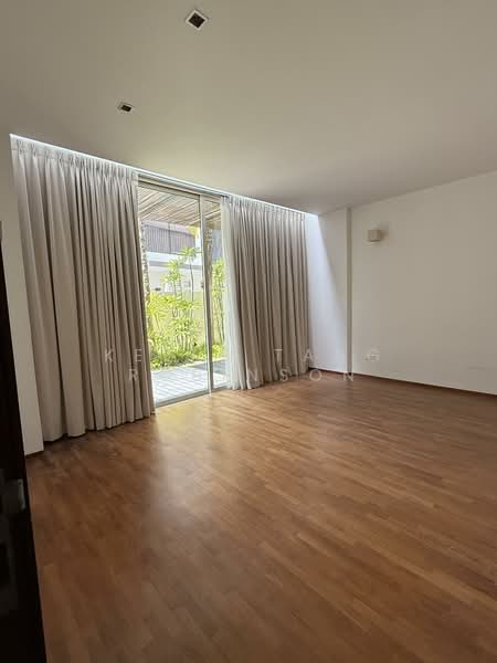 Duchess Avenue, Duchess Avenue, 7 Bedrooms, 4,900 sqft, Detached House For Rent, by Kelly Tang Robinson, 500081783 - PropertyGuru.com.sg