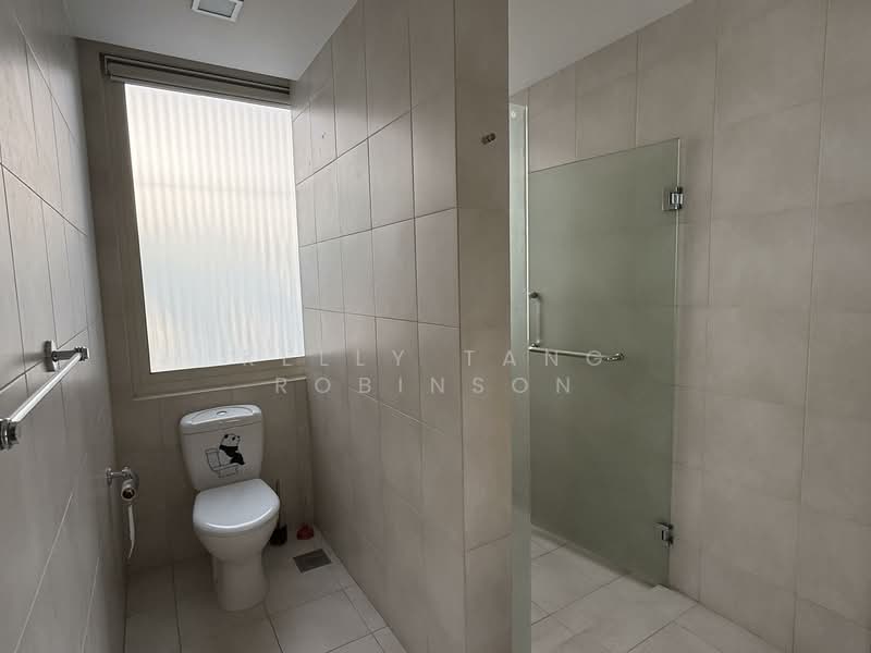 Duchess Avenue, Duchess Avenue, 7 Bedrooms, 4,900 sqft, Detached House For Rent, by Kelly Tang Robinson, 500081783 - PropertyGuru.com.sg