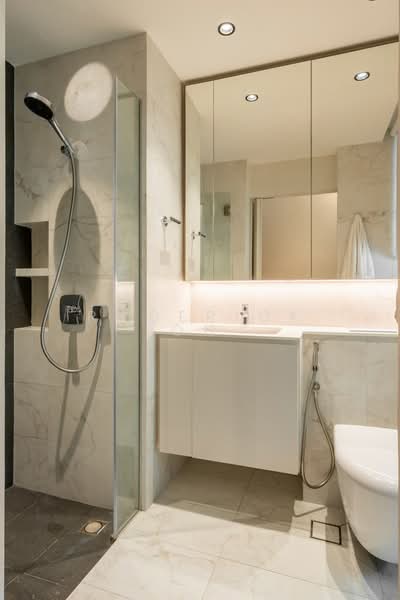 The Beverly Apartment For Sale at S$ 3,988,888 | PropertyGuru Singapore - Bathroom