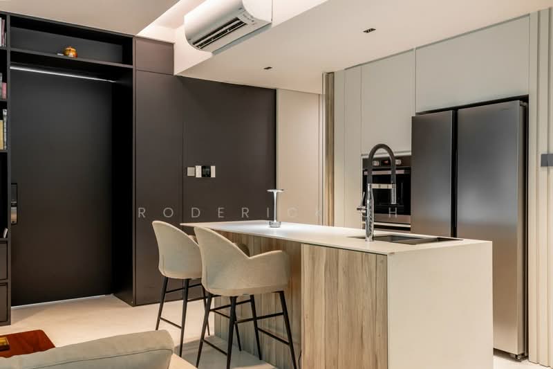 The Beverly Apartment For Sale at S$ 3,988,888 | PropertyGuru Singapore - Dry Kitchen