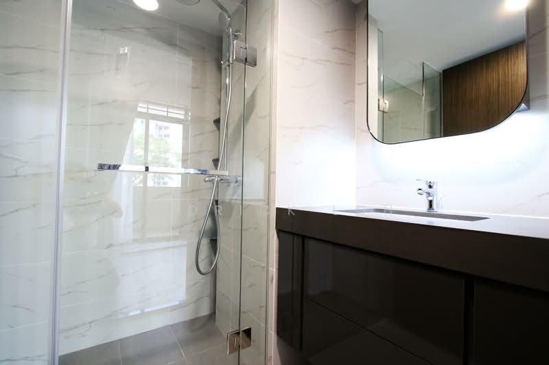Avenue South Residence Condominium For Sale at S$ 1,080,000 | PropertyGuru Singapore - Bathroom