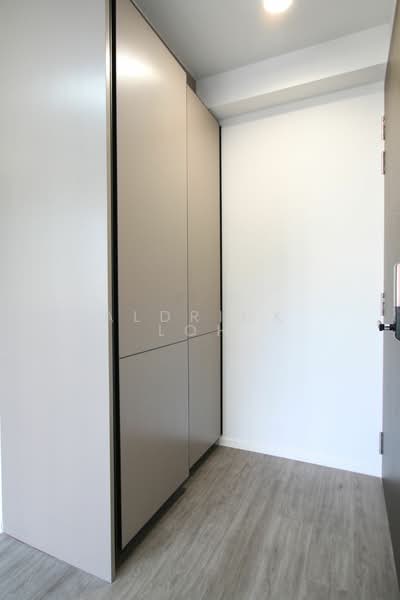 Avenue South Residence Condominium For Sale at S$ 1,080,000 | PropertyGuru Singapore - Entrance