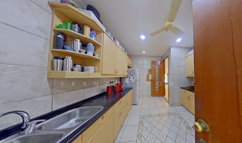 Eastwood R oad Semi-Detached House For Sale at S$ 4,088,000 | PropertyGuru Singapore - Kitchen
