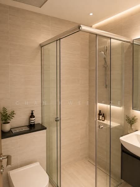 35 Gilstead, 35 Gilstead Road, 2 Bedrooms, 646 sqft, Apartment For Sale, by Chan Hwee Tze, 500081816 - Bathroom - PropertyGuru.com.sg