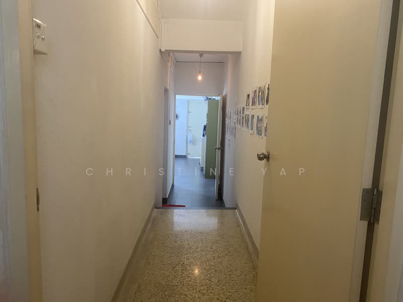 80 Chay Yan Street Walk-up Apartment For Sale at S$ 999,000 | PropertyGuru Singapore - Corridor