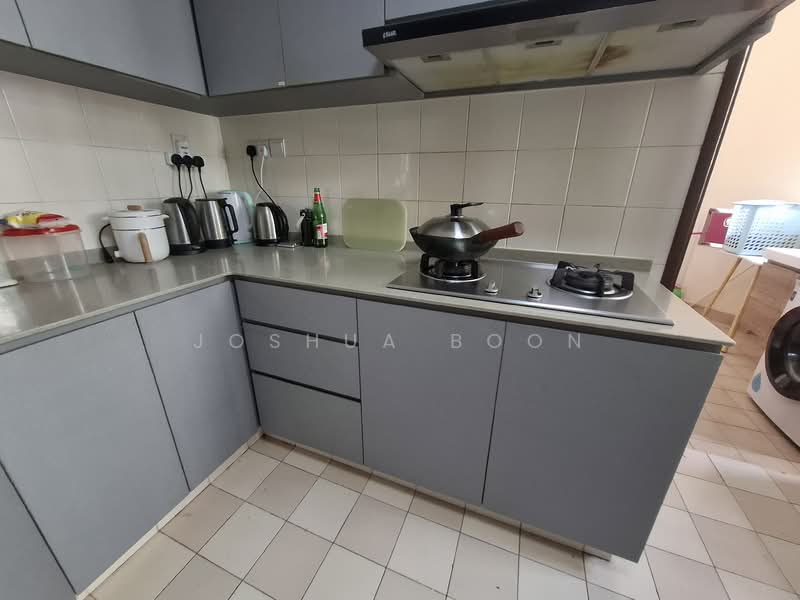 Summerdale, 2 Boon Lay Drive, Room Rental, 120 sqft, Condominium For Rent, by Joshua Boon, 500081818 - Kitchen - PropertyGuru.com.sg