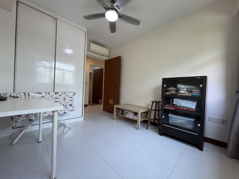 426A Yishun Avenue 11 HDB Flat For Sale at S$ 588,000 | PropertyGuru Singapore - Interior