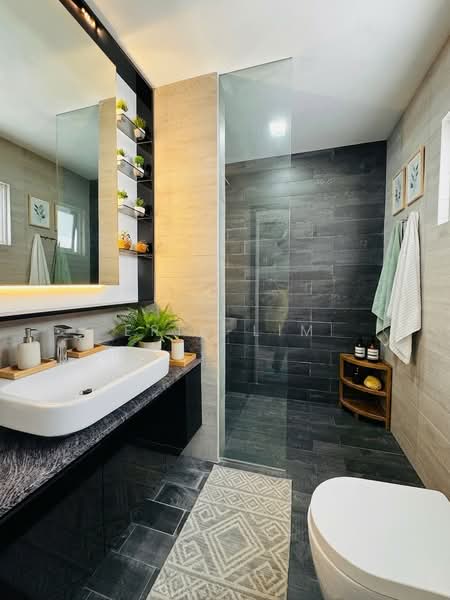Charlton near Kovan MRT and Heartland Mall Semi-Detached House For Sale at S$ 6,880,000 | PropertyGuru Singapore - Bathroom
