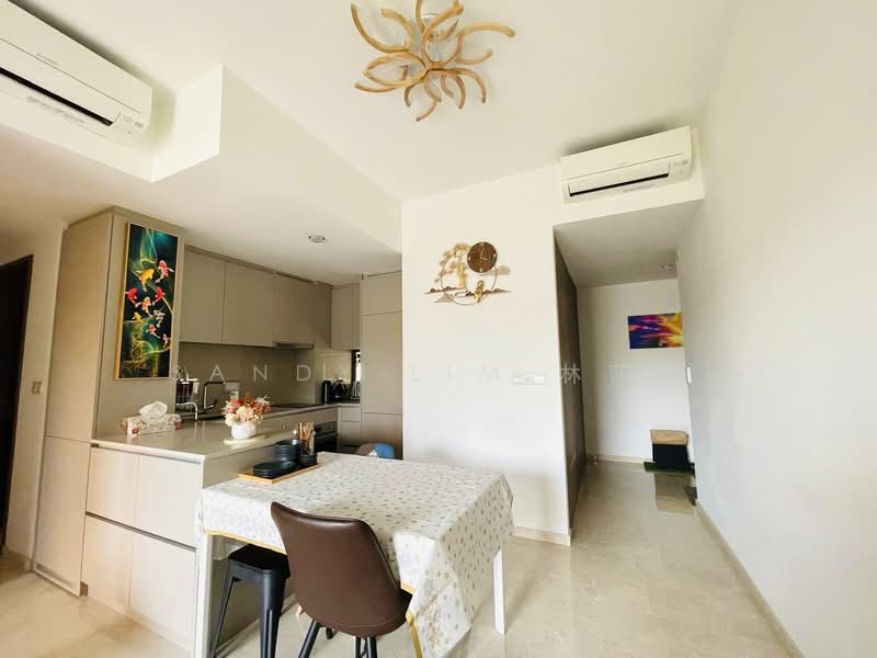 Seaside Residences Condominium For Sale at S$ 1,880,000 | PropertyGuru Singapore - Dining Area