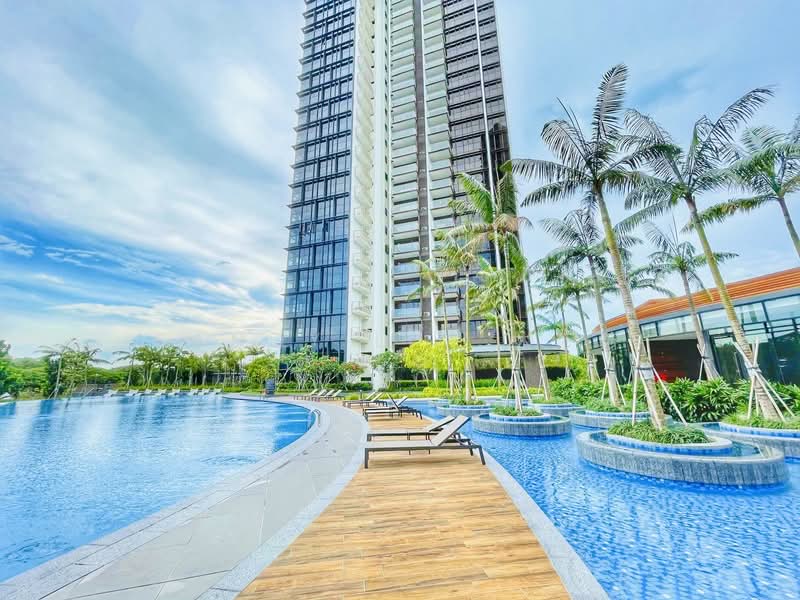Seaside Residences Condominium For Sale at S$ 1,880,000 | PropertyGuru Singapore - Surrounding Landscape