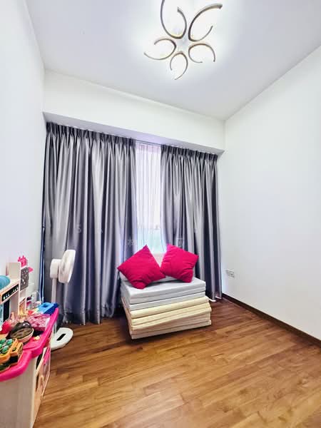 Seaside Residences Condominium For Sale at S$ 1,880,000 | PropertyGuru Singapore - Interior