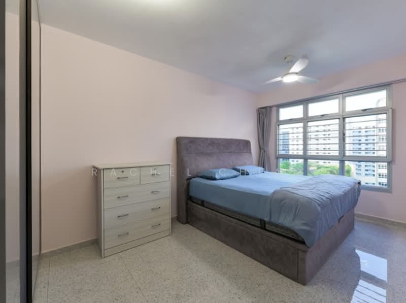 874C Tampines Street 85 HDB Flat For Sale at S$ 949,000 | PropertyGuru Singapore - Bedroom