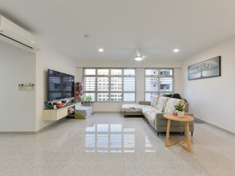 874C Tampines Street 85, 874C Tampines Street 85, 3 Bedrooms, 1,216 sqft, HDB Flat For Sale, by Rachel Chiam, 500081854 - Living Room - PropertyGuru.com.sg