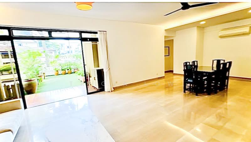 Pinewood Gardens Condominium For Sale at S$ 4,300,000 | PropertyGuru Singapore - Living Room