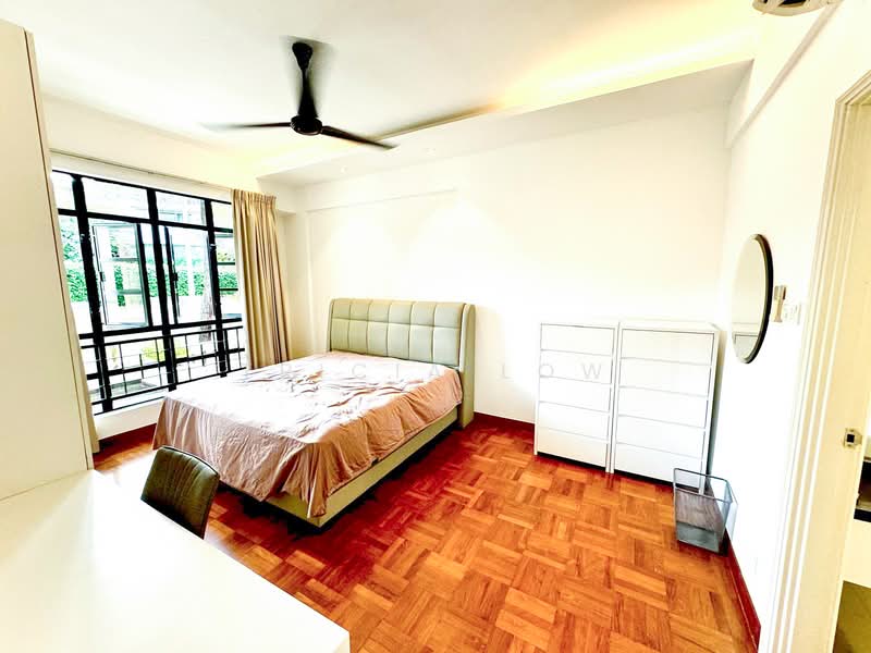 Pinewood Gardens Condominium For Sale at S$ 4,300,000 | PropertyGuru Singapore - Bedroom