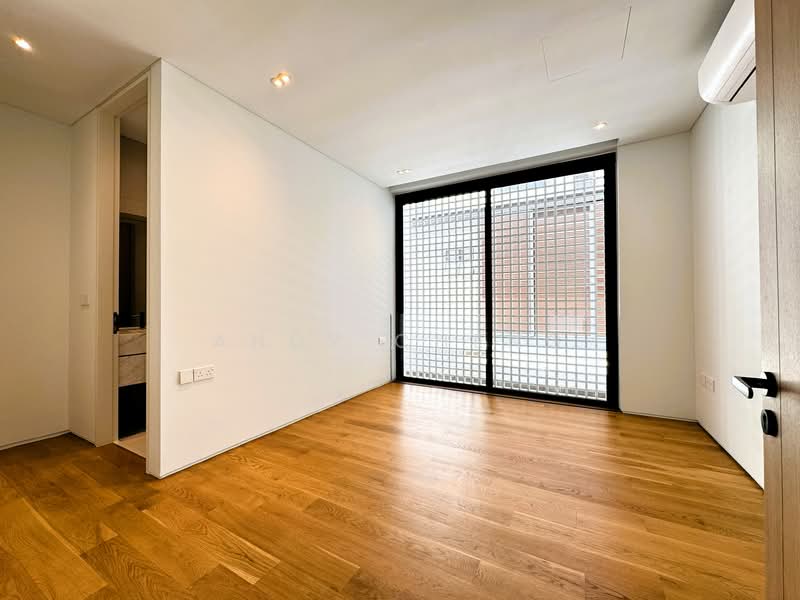 Holland Grove Brand New Luxurious Modern Detached Detached House For Sale at S$ 18,880,000 | PropertyGuru Singapore - Interior