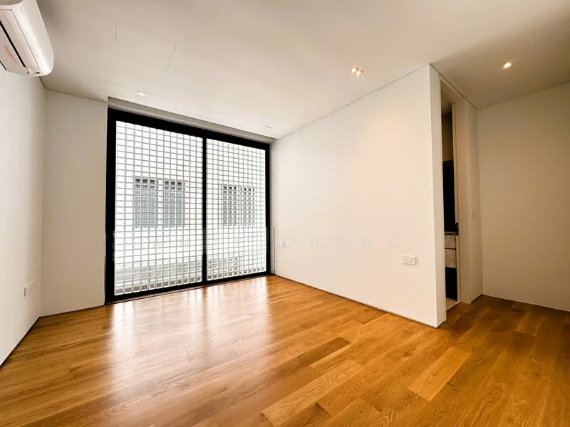 Holland Grove Brand New Luxurious Modern Detached Detached House For Sale at S$ 18,880,000 | PropertyGuru Singapore - Interior