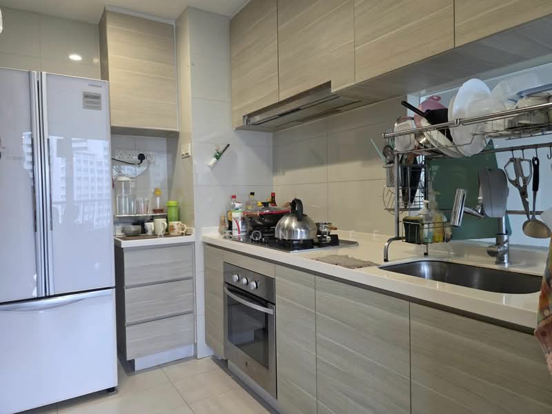 Austville Residences Executive Condominium For Sale at S$ 1,499,000 | PropertyGuru Singapore - Kitchen