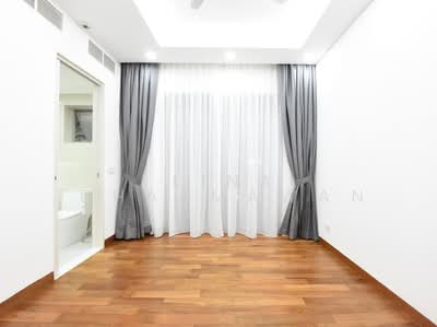 For Rent - Nassim Jade