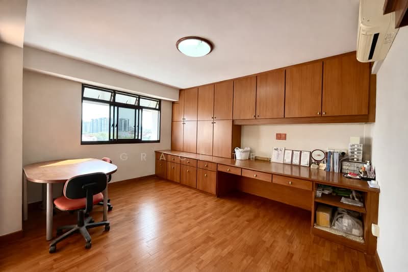 375 Hougang Street 31 HDB Flat For Sale at S$ 1,200,000 | PropertyGuru Singapore - Study