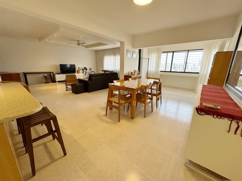 Braddell View Apartment For Sale at S$ 1,900,000 | PropertyGuru Singapore - Living Room