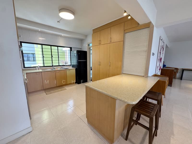 Braddell View Apartment For Sale at S$ 1,900,000 | PropertyGuru Singapore - Kitchen