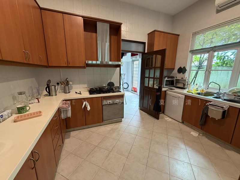 3-Storey Bungalow Near Singapore American School Bungalow House For Sale at S$ 4,380,000 | PropertyGuru Singapore - Kitchen