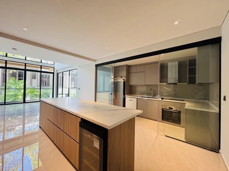 Brand New with pool & Jacuzzi, 5 levels with lift for Muti-generation Terraced House For Sale at S$ 9,580,000 | PropertyGuru Singapore - Kitchen