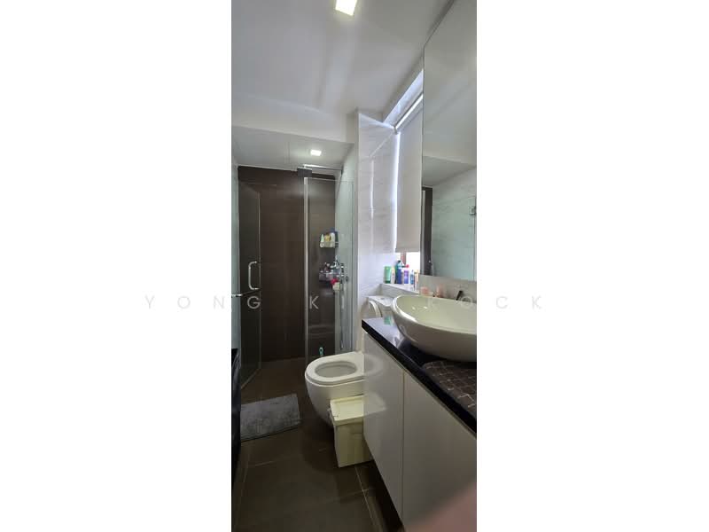 D'Manor Terraced House For Sale at S$ 2,889,000 | PropertyGuru Singapore - Lvl 2 - Bedroom 1 attached Bath