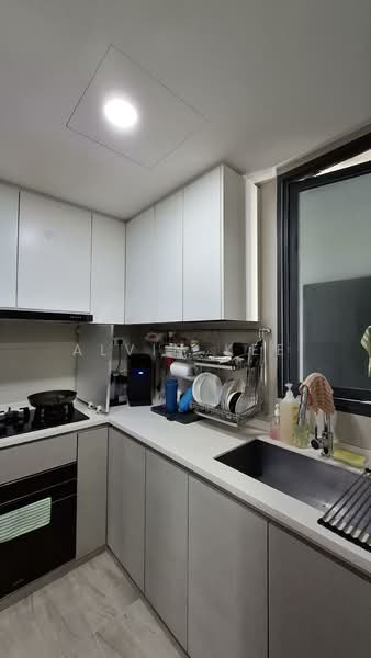 Parc Riviera Condominium For Sale at S$ 2,097,999 | PropertyGuru Singapore - Kitchen