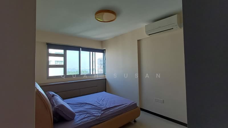 90A Telok Blangah Street 31, 90A Telok Blangah Street 31, 3 Bedrooms, 1,001 sqft, HDB Flat For Sale, by Quah Susan, 500081935 - Master Bedroom & view of the sea - PropertyGuru.com.sg