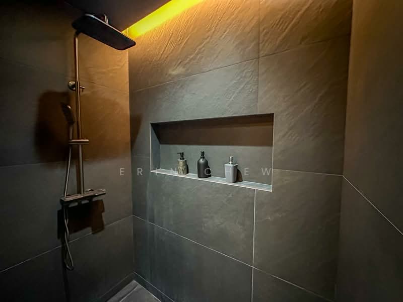 Eastpoint Green, 5 Simei Street 3, Room Rental, 60 sqft, Condominium For Rent, by Erin Chew, 500081936 - Bathroom - PropertyGuru.com.sg