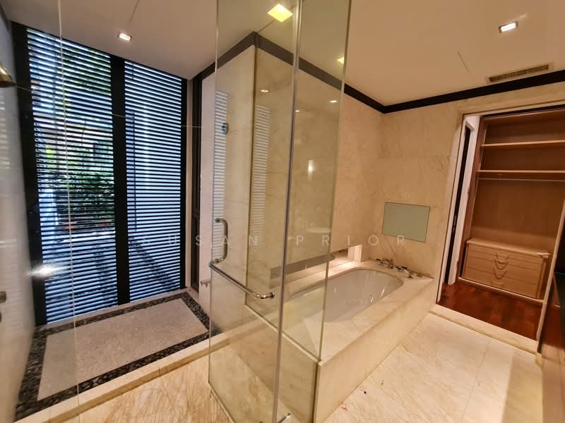 The Ladyhill Exclusive Couples Dream, , 3 Bedrooms, 3,200 sqft, Condominium For Rent, by Susan Prior, 500081940 - PropertyGuru.com.sg