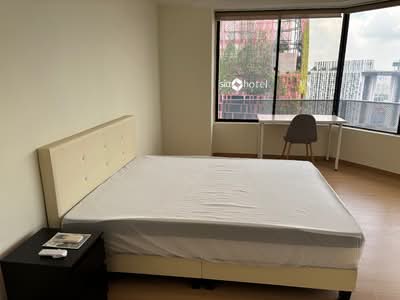 For Rent - International Plaza