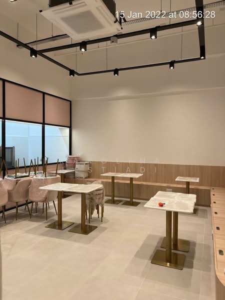Tanjong Pagar area/ Kee Seng St, , 581 sqft, Food & Beverage For Rent, by Karolina Lestiadi, 500081946 - Interior - CommercialGuru.com.sg