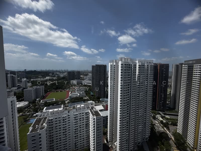 420 Clementi Avenue 1 HDB Flat For Sale at S$ 1,150,000 | PropertyGuru Singapore - Living Room View