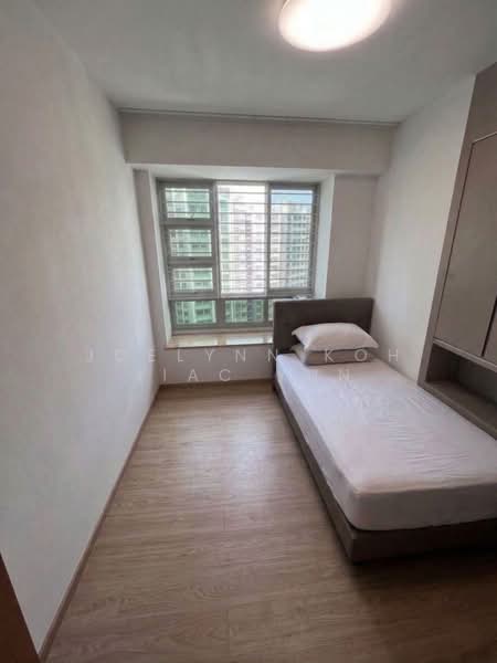 420 Clementi Avenue 1 HDB Flat For Sale at S$ 1,150,000 | PropertyGuru Singapore - Bedroom