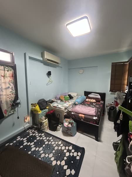 484 Admiralty Link HDB Flat For Sale at S$ 590,000 | PropertyGuru Singapore - Bedroom
