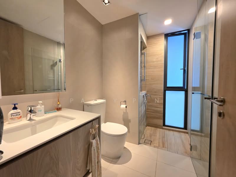 J Gateway Condominium For Sale at S$ 2,700,000 | PropertyGuru Singapore