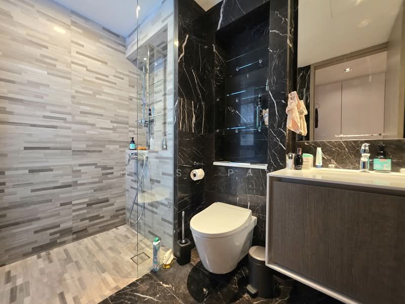 J Gateway Condominium For Sale at S$ 2,700,000 | PropertyGuru Singapore