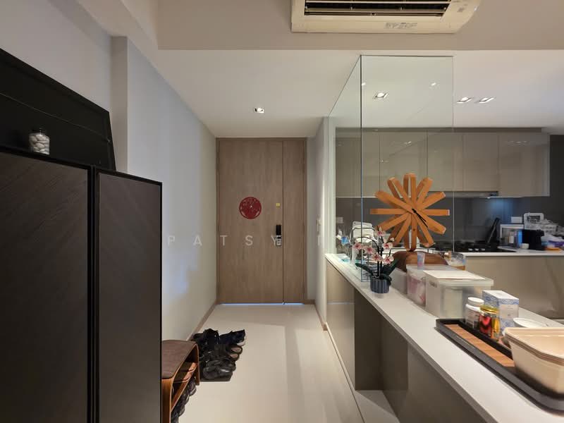 J Gateway Condominium For Sale at S$ 2,700,000 | PropertyGuru Singapore