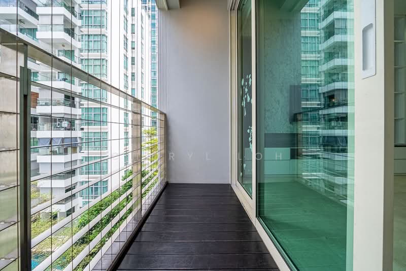 Shanghai One Apartment For Sale at S$ 1,750,000 | PropertyGuru Singapore - Balcony